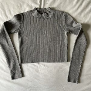 Brandy Melville Cropped Sweater